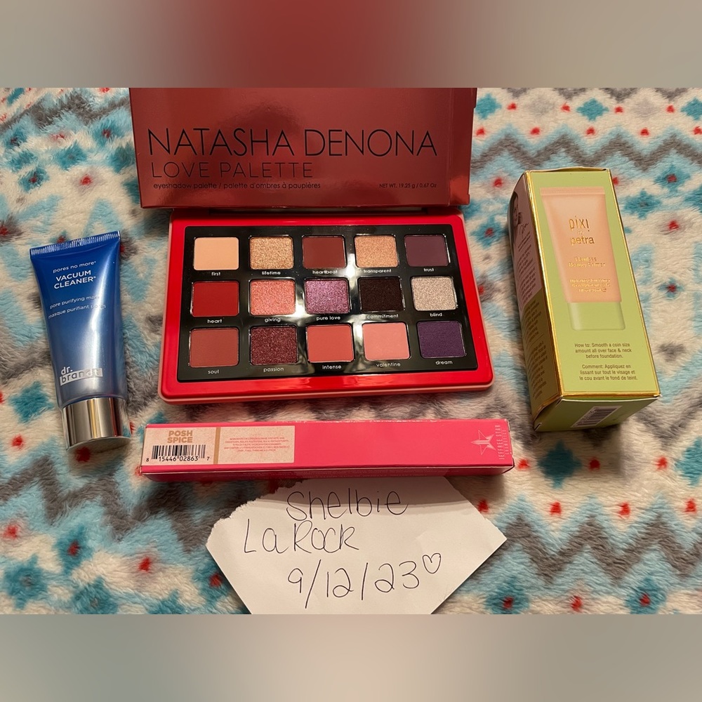 Make-Up Bundle - All BNIB